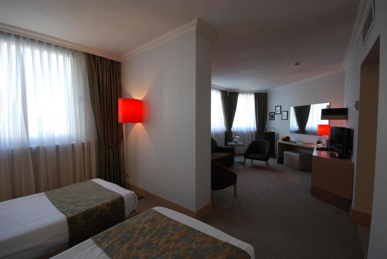 Eresin Hotels Taxim & Premier Istanbul Exterior photo